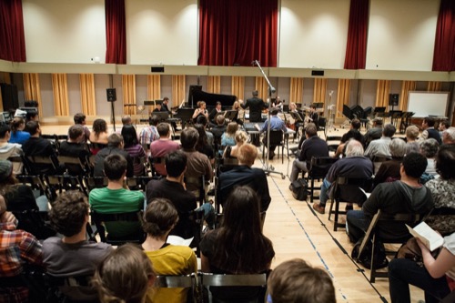 Ensemble Audience IMG_7306 (ZF-10722-16091-1-089)